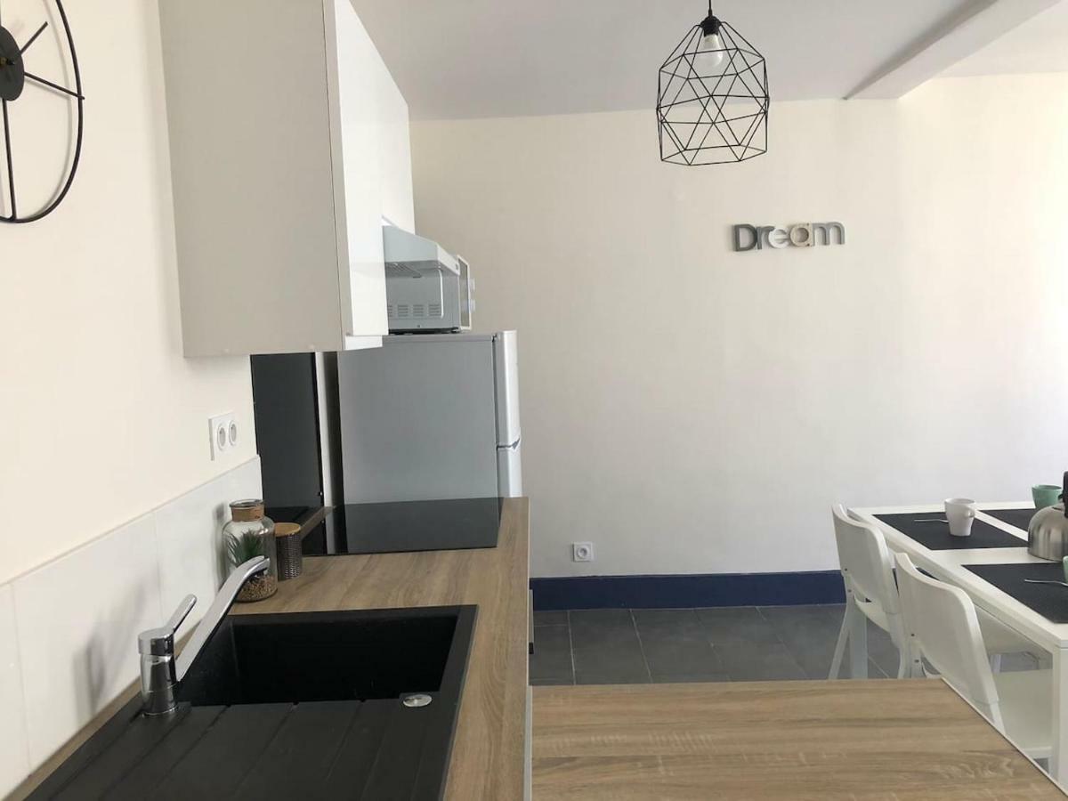 Appartement Spacieux, Climatisé, Quartier Calme, Proche Château, Le Cocon De Joy *